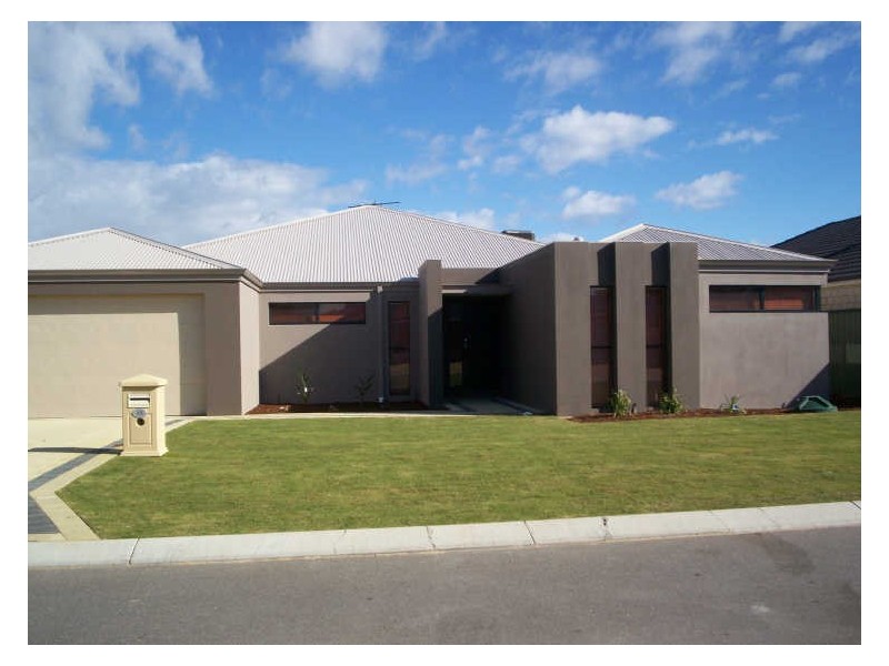 15 Whyalla Circle, Port Kennedy WA 6172