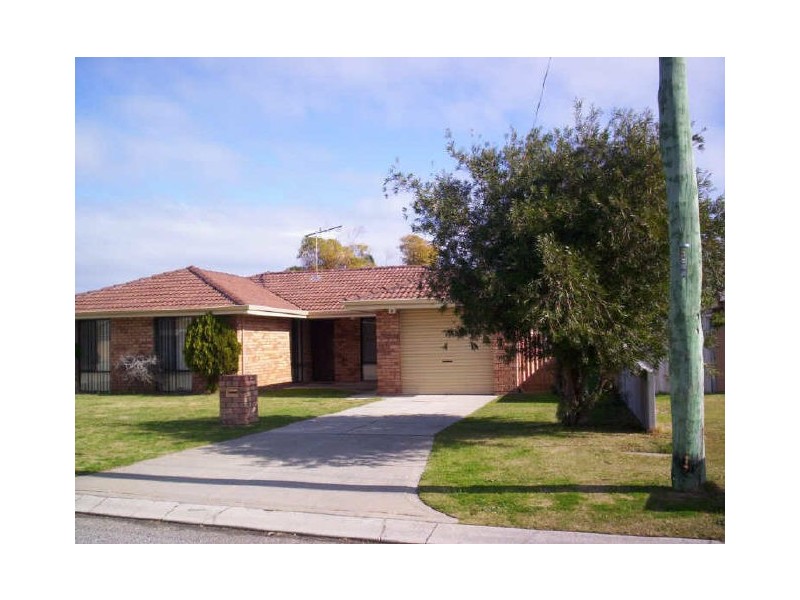 4 Teakdale Close, Safety Bay WA 6169