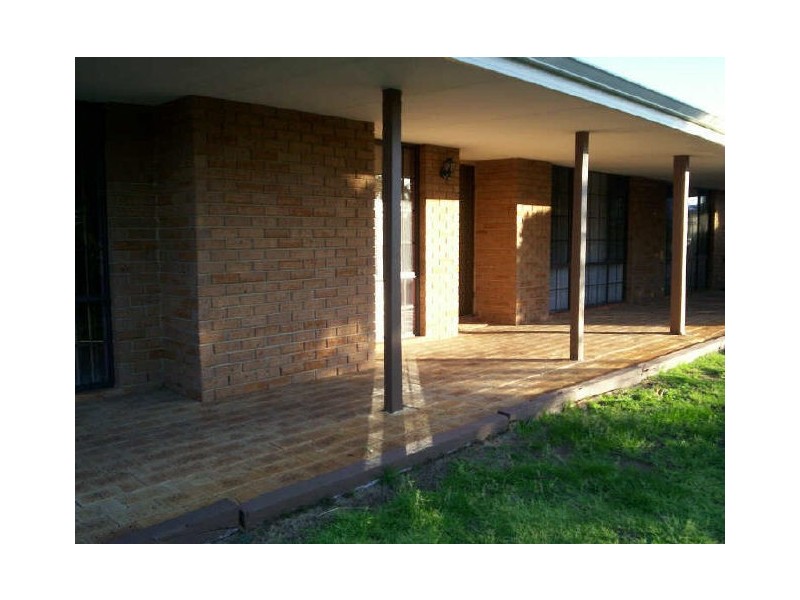 7 San Jose Court, Safety Bay WA 6169