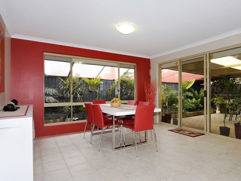 7 Meadow Court, Cooloongup WA 6168