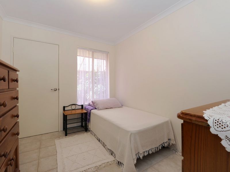 7 Meadow Court, Cooloongup WA 6168