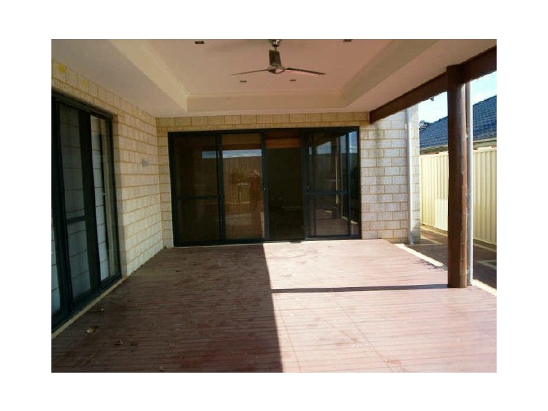 8 Leisham Crescent, Baldivis WA 6171