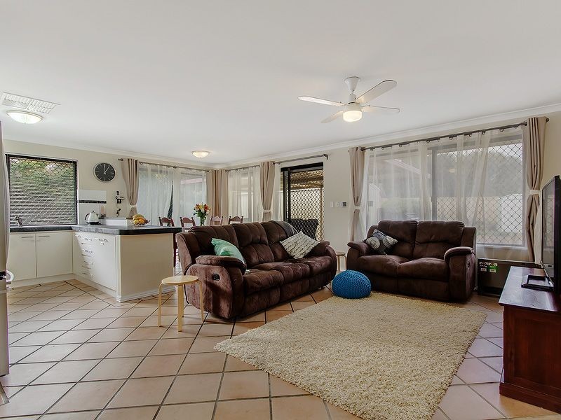 10 Hove Place, Warnbro WA 6169