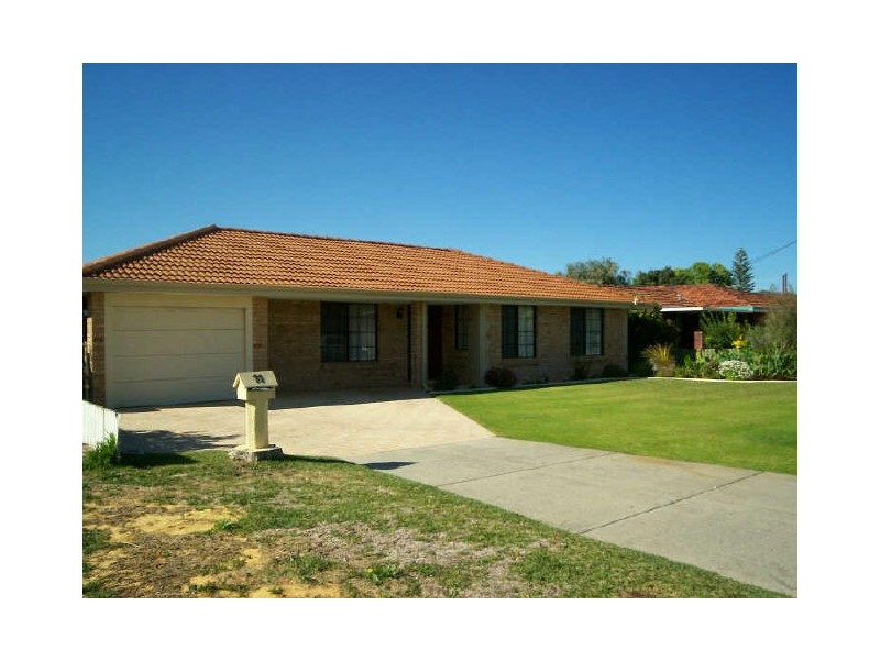 11 Bermuda Road, Safety Bay WA 6169