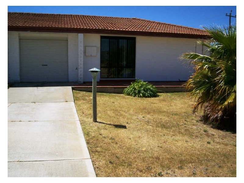 73 Frederick Street, Ambrose QLD 4702