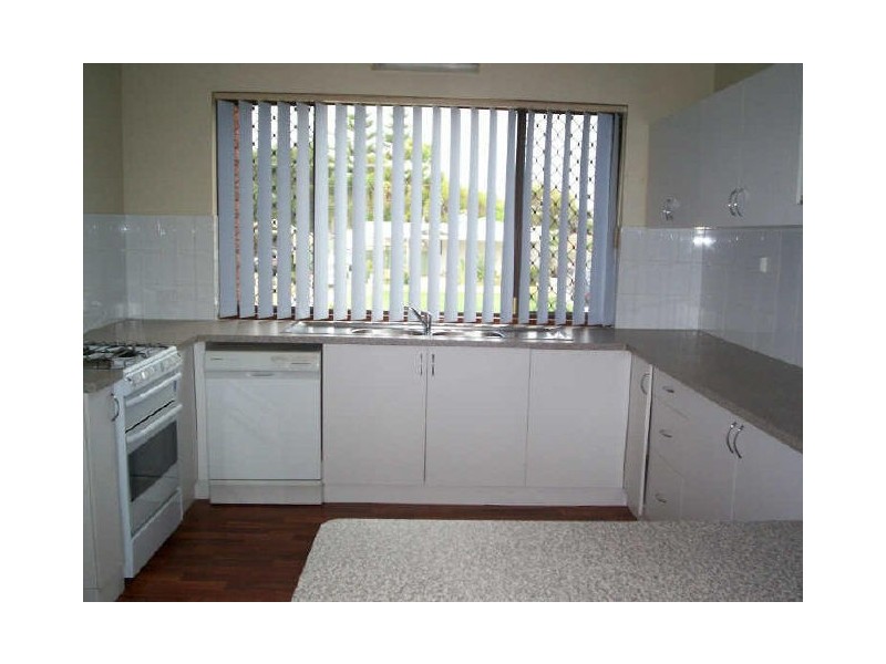 15 Ledger street, Warnbro WA 6169