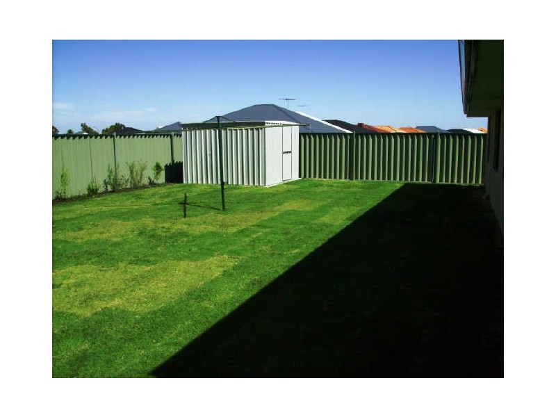 41 Antonio Circuit, Port Kennedy WA 6172