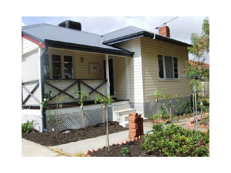 39 Ougden Way, Medina WA 6167