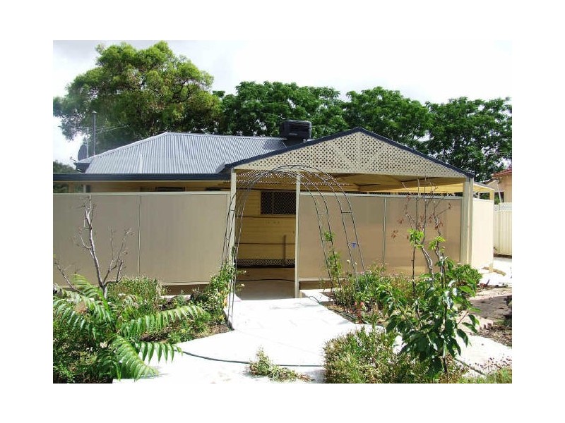 39 Ougden Way, Medina WA 6167