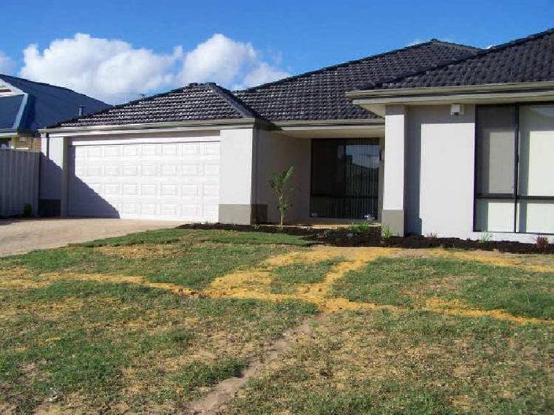 18 LEsterel Way, Port Kennedy WA 6172