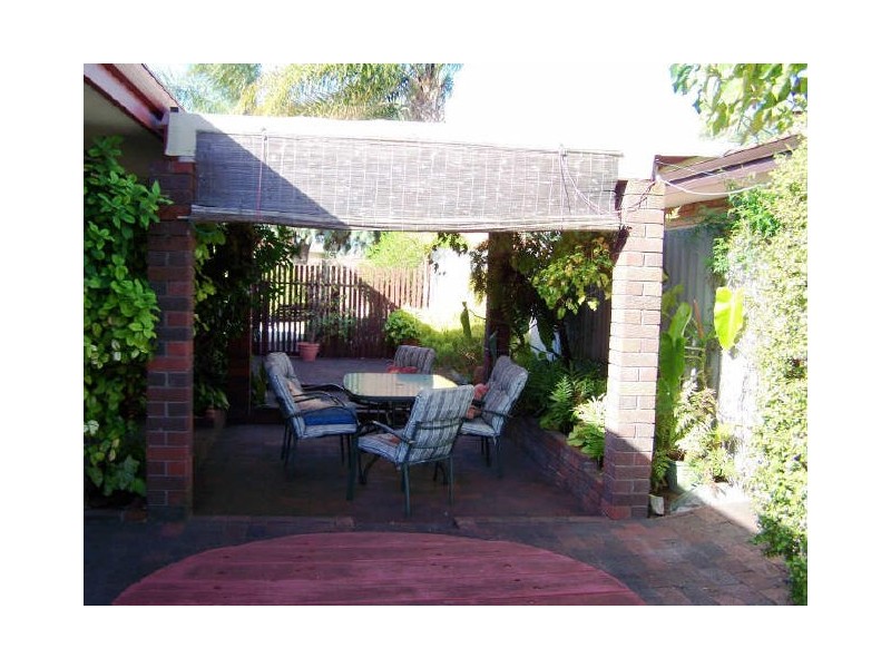 99 Unnaro Street, Hillman WA 6168