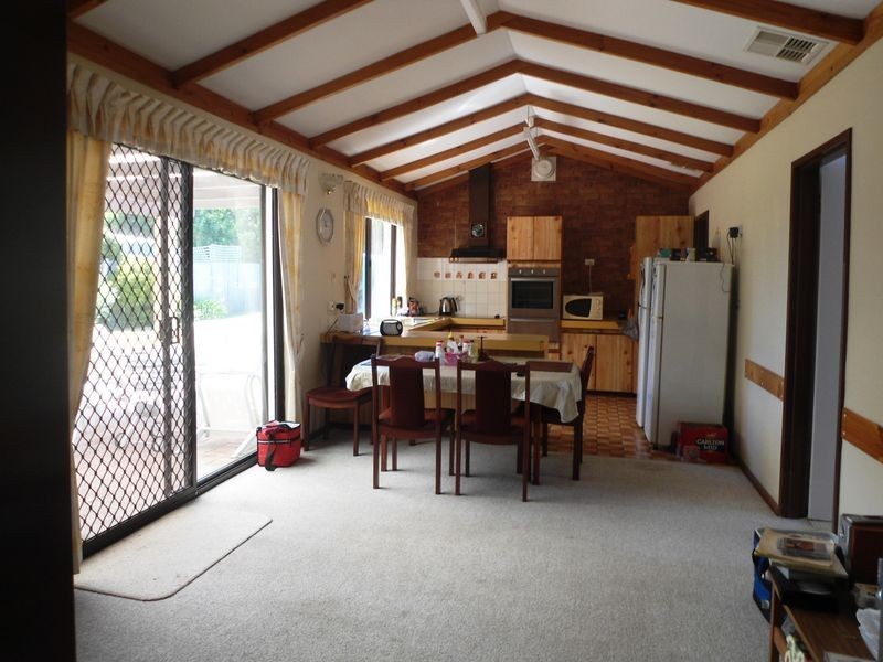 12 Quindalup Court, Hillman WA 6168