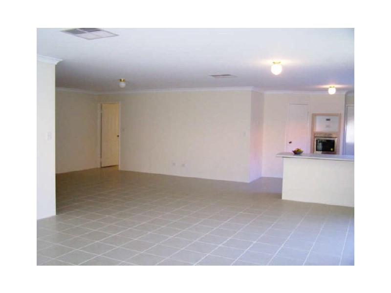 14 Fitzgibbon Road, Rockingham WA 6168