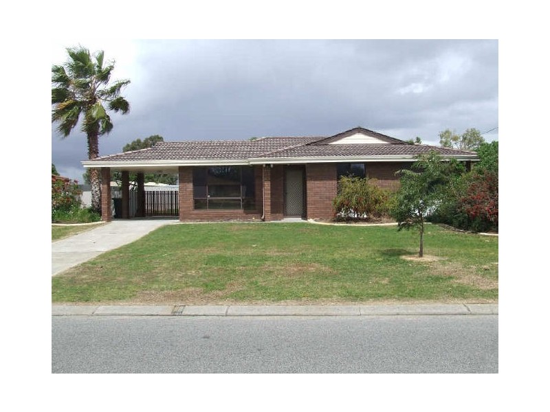 12 Raeside Crescent, Cooloongup WA 6168