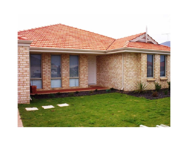 7 Plymouth Way, Waikiki WA 6169