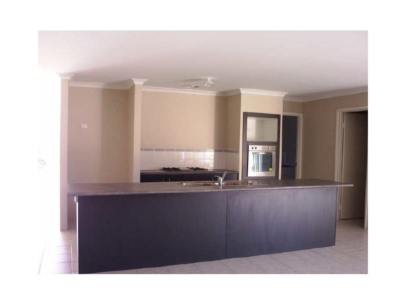 7 Plymouth Way, Waikiki WA 6169