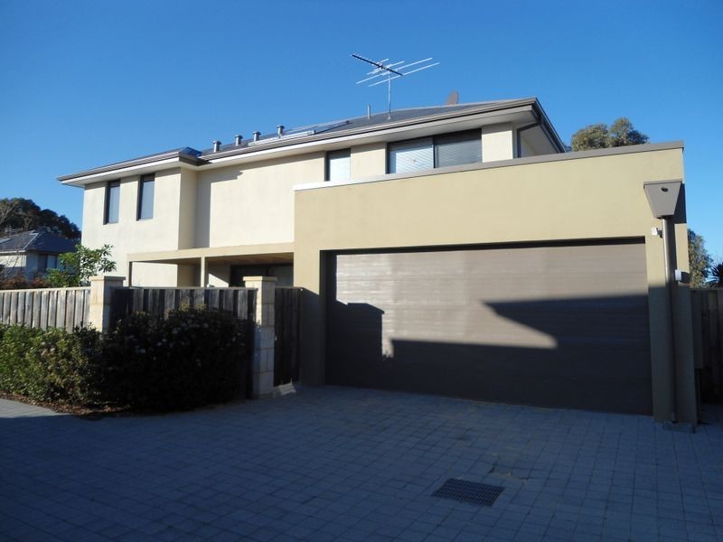 28 Malone Loop, Meadow Springs WA 6210