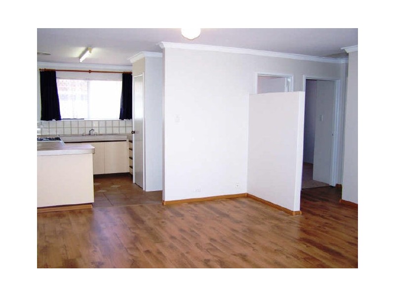 18/105 Simpson Ave, Rockingham WA 6168