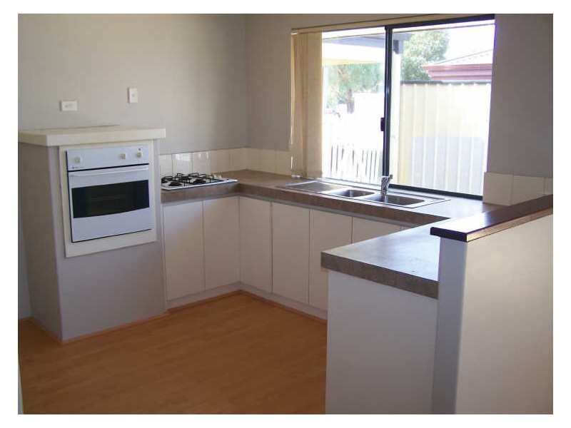 20 Dunlowe Loop, Warnbro WA 6169