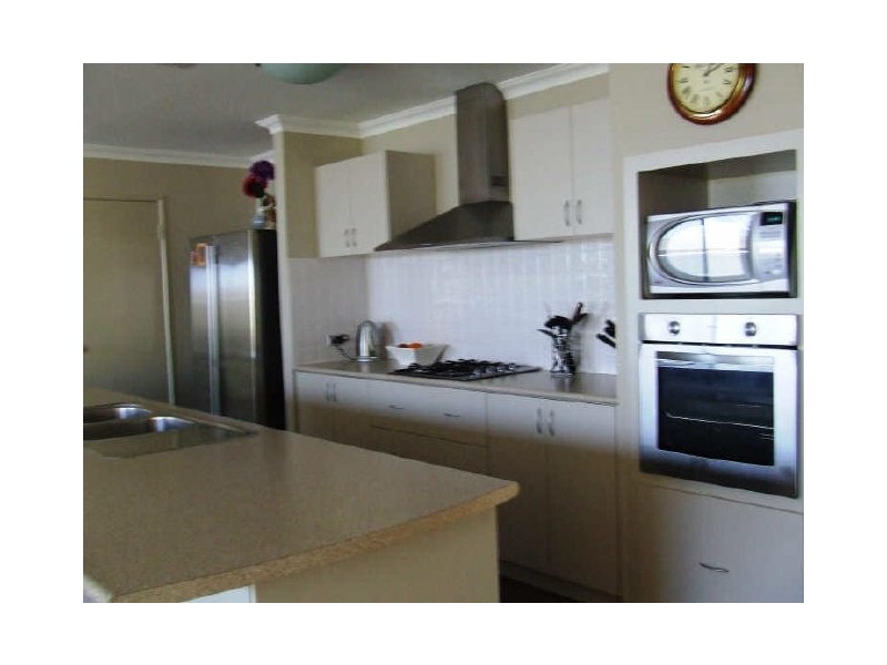 7 Tuomey Follows, Baldivis WA 6171