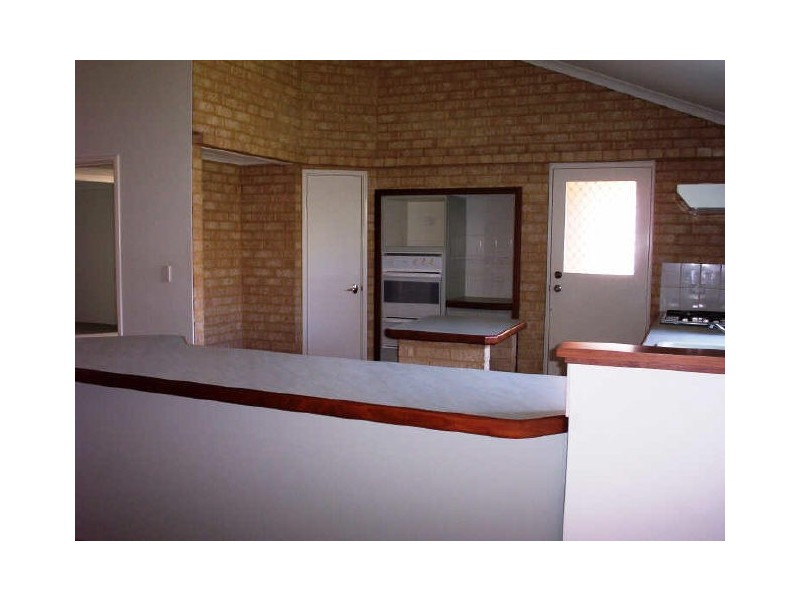 135 Grand Ocean Boulevard, Port Kennedy WA 6172