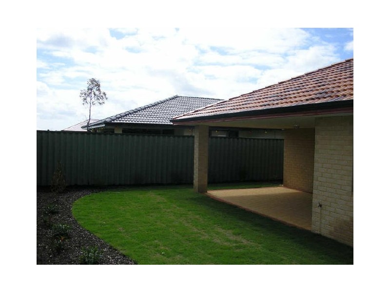 6 Corfu Pass, Port Kennedy WA 6172