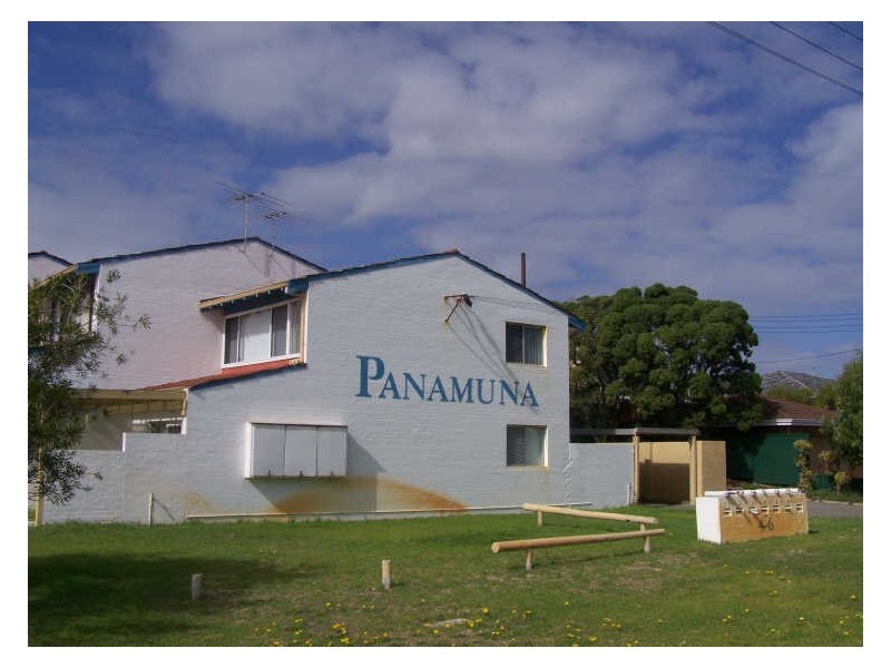 1/4-6 Gloucester Avenue, Shoalwater WA 6169