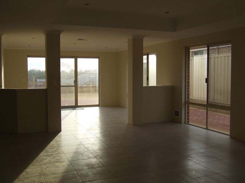 6 Flametree Loop, Baldivis WA 6171