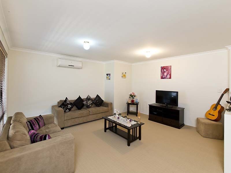 26 Brookeby Heights, Leda WA 6170
