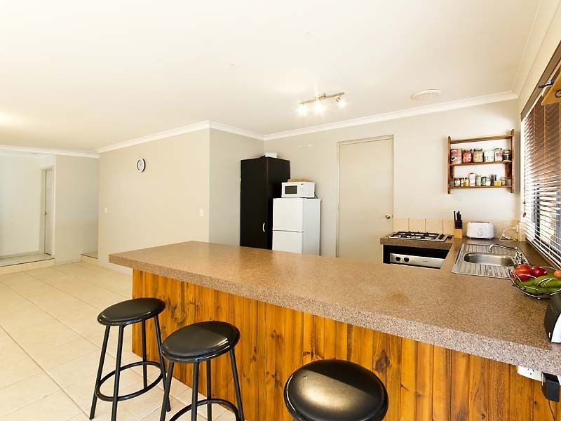 26 Brookeby Heights, Leda WA 6170