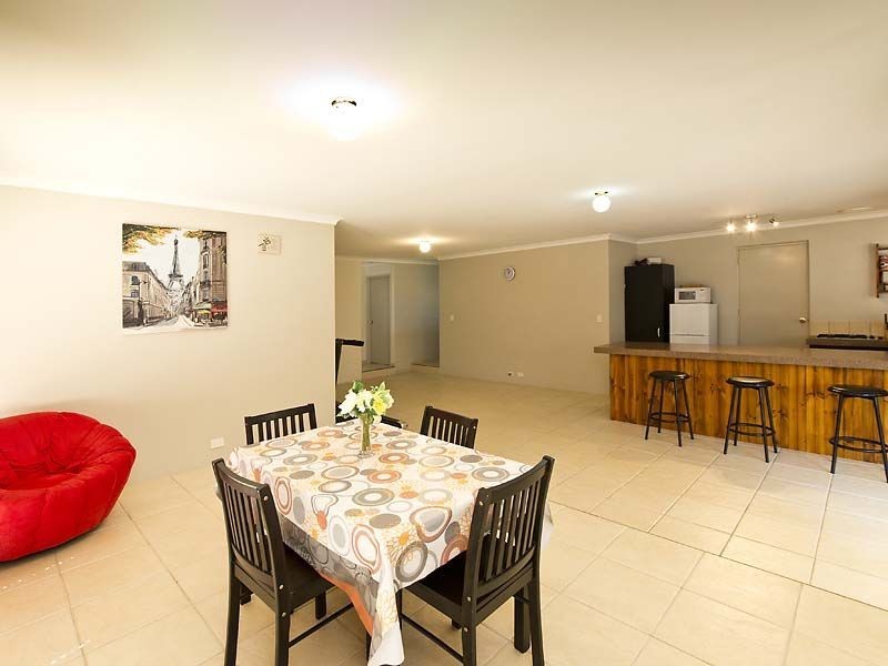26 Brookeby Heights, Leda WA 6170
