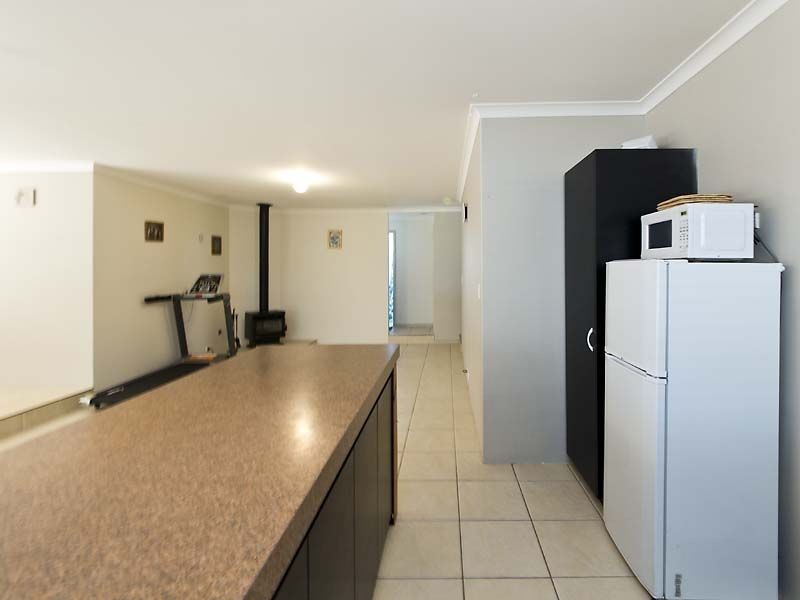 26 Brookeby Heights, Leda WA 6170