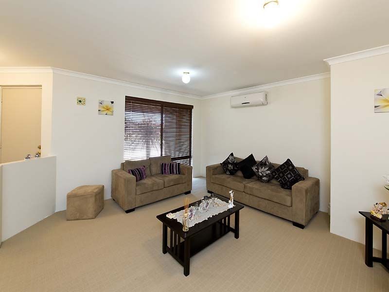 26 Brookeby Heights, Leda WA 6170