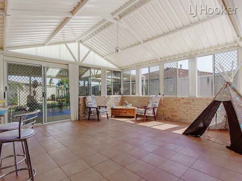 8 Rhyl Close, Warnbro WA 6169