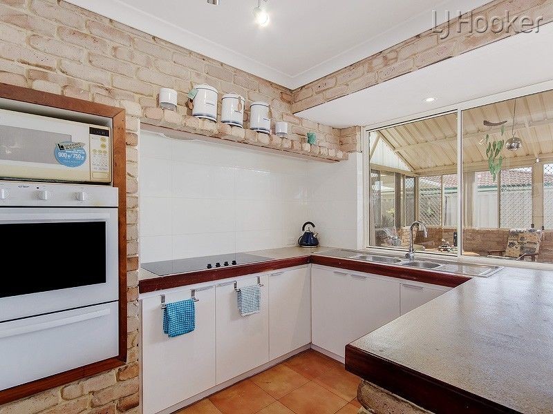 8 Rhyl Close, Warnbro WA 6169