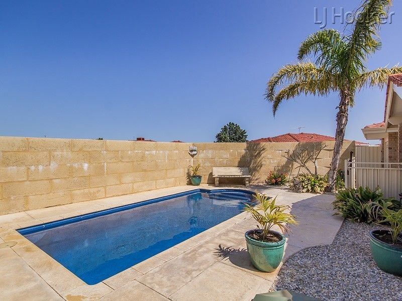 8 Rhyl Close, Warnbro WA 6169