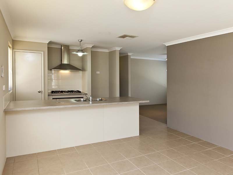 10 Pyrenees Parkway, Baldivis WA 6171