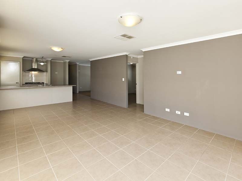 10 Pyrenees Parkway, Baldivis WA 6171