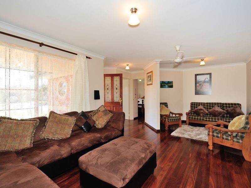 22 Montmartre Green, Port Kennedy WA 6172