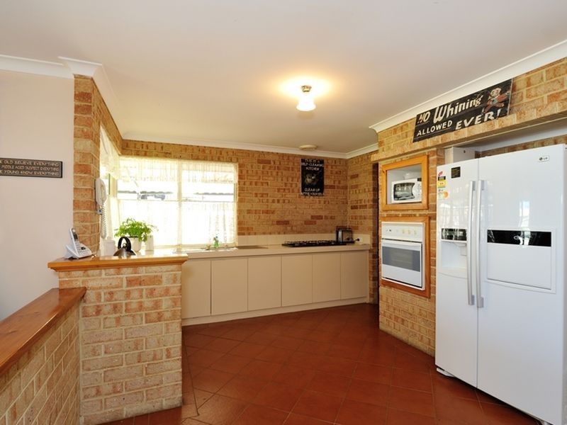 22 Montmartre Green, Port Kennedy WA 6172