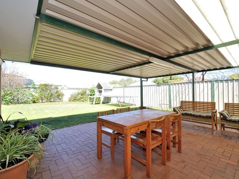 22 Montmartre Green, Port Kennedy WA 6172