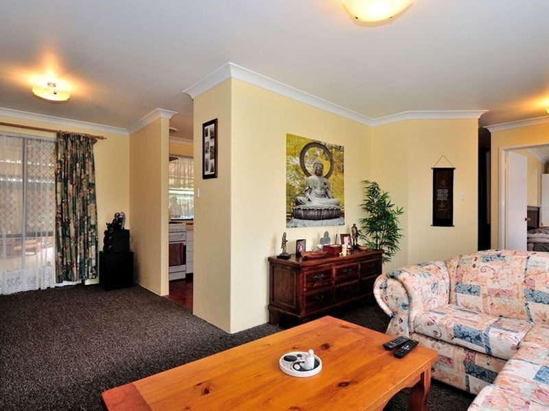 135 Willmott Drive, Cooloongup WA 6168