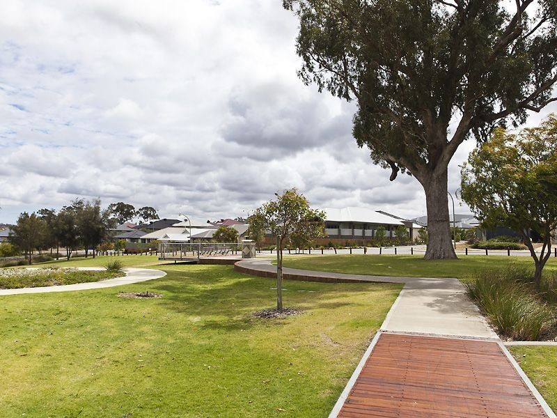 10 Mountain Cove, Baldivis WA 6171