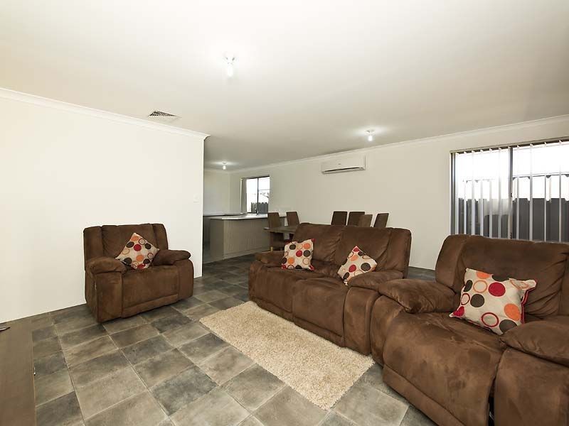 13/1 Cottonwood Drive, Baldivis WA 6171
