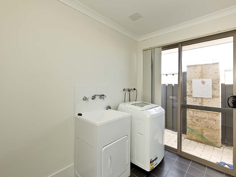 13/1 Cottonwood Drive, Baldivis WA 6171