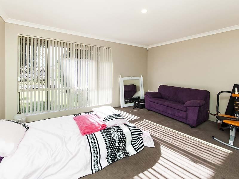 26 Rothesay Court, Cooloongup WA 6168