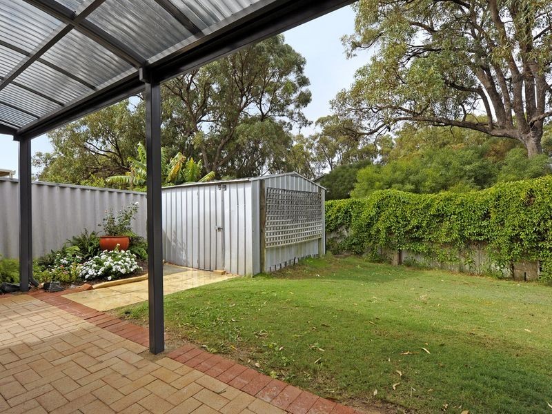 26 Rothesay Court, Cooloongup WA 6168