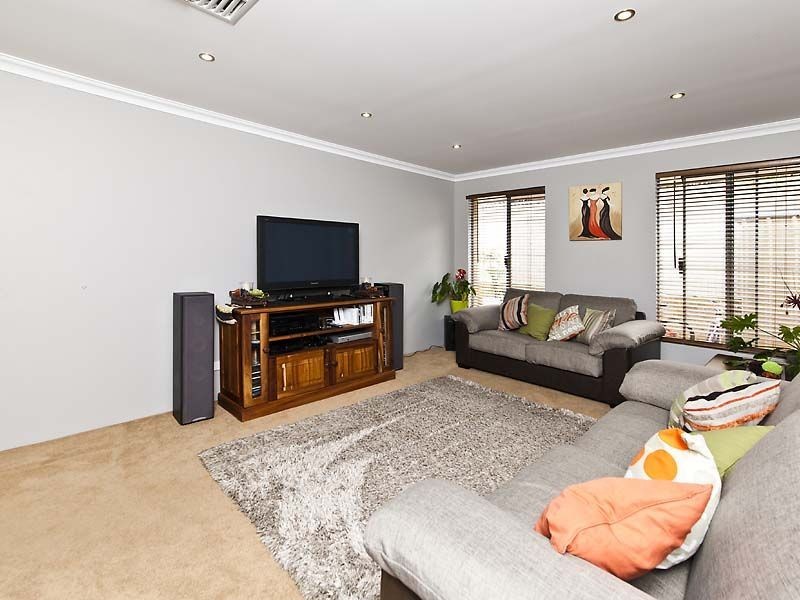 6 Toparoa Street, Baldivis WA 6171