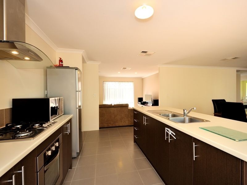 23 Blaxland Terrace, Baldivis WA 6171