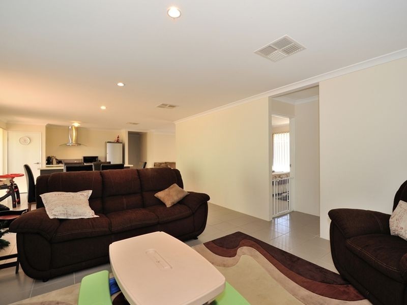 23 Blaxland Terrace, Baldivis WA 6171
